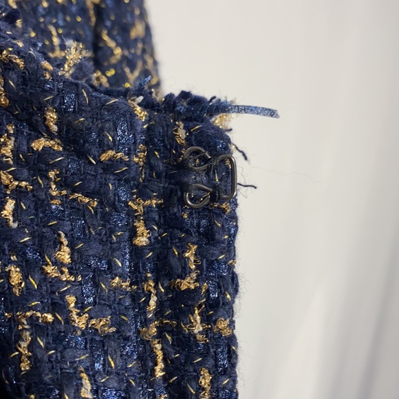 NEW open front with clasp tweed jacket - Picture 5 of 16